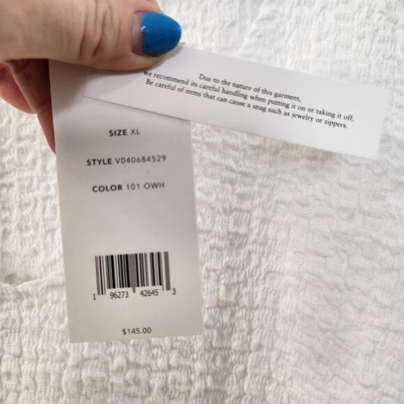 VINCE White Textured V Neck Top XL Minimalist Casual Classic Neutral Office - Picture 4 of 8